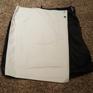 Black/white leather like skirt